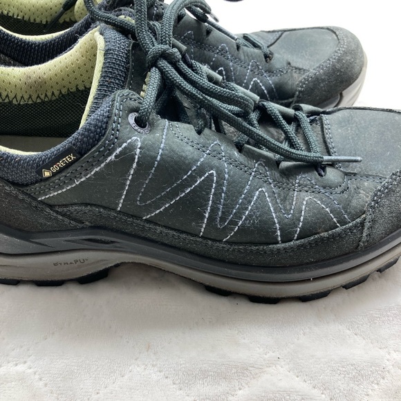Women’s Lowa Toro Evo GTX Lo Hiking Sneakers - Picture 4 of 13